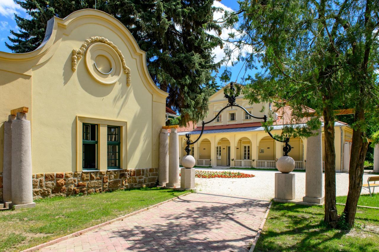 Klebelsberg Kastely Budapest Exterior photo